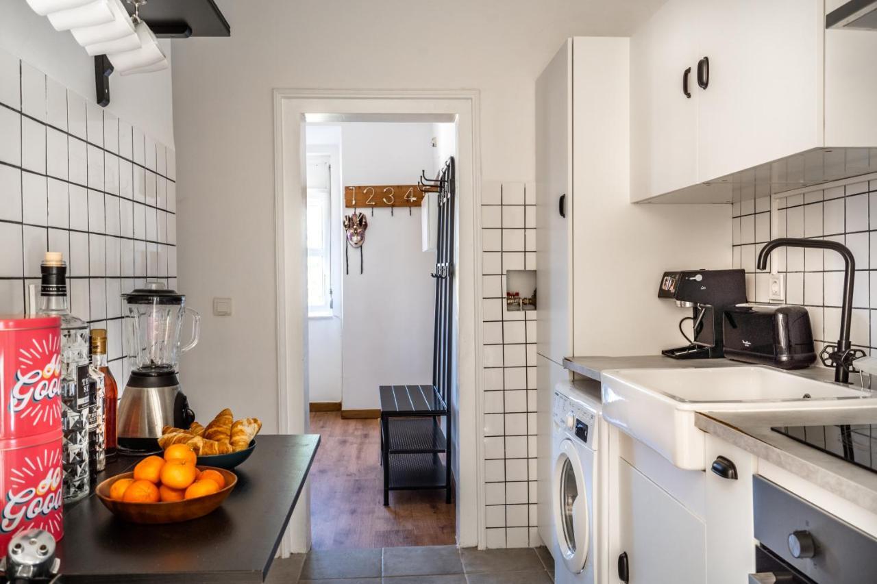 Apartment T1 Apt In Alcantara 15 Mins From Docas